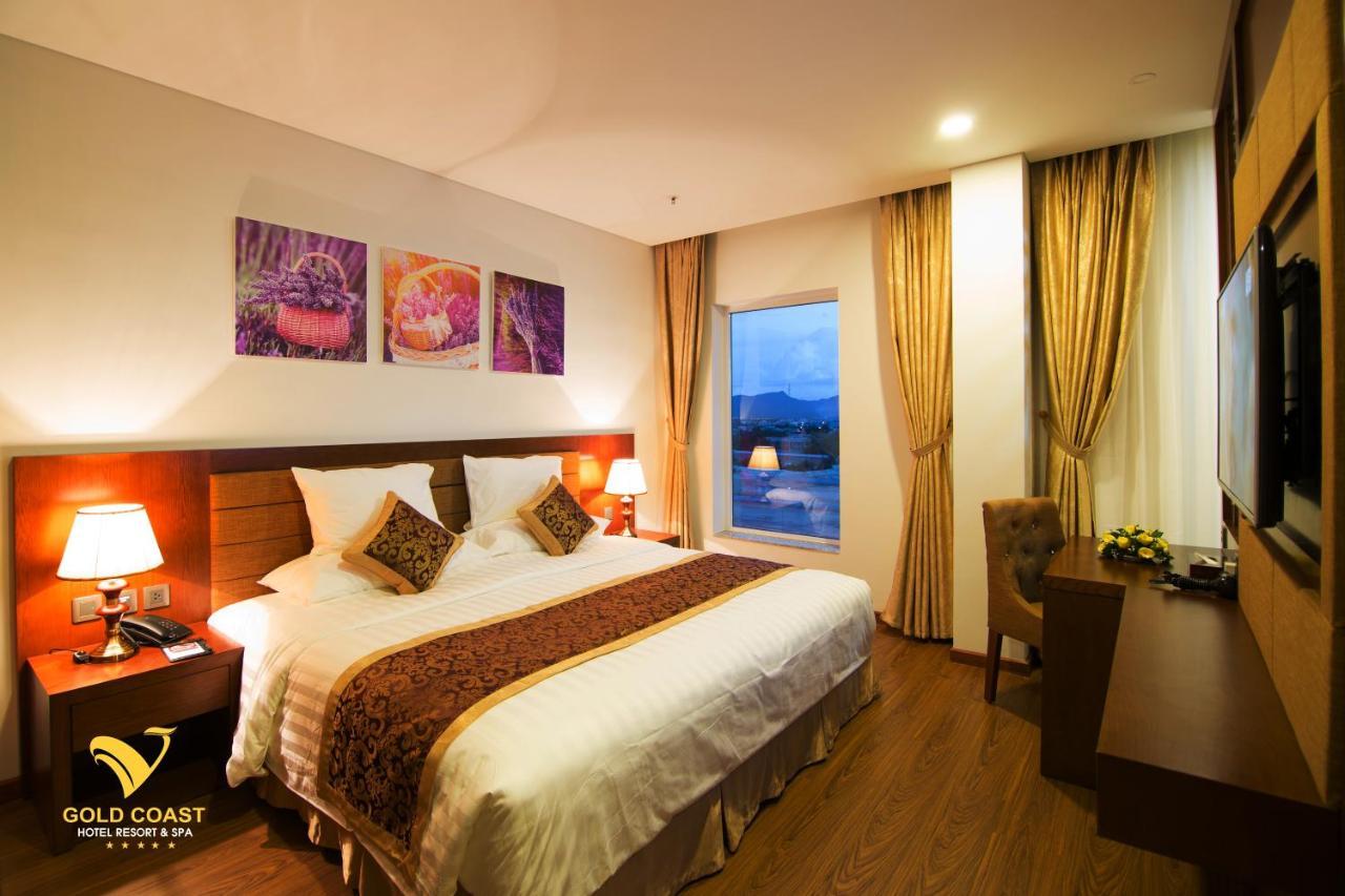 Gold Coast Hotel Resort & Spa Ντονγκ Χόι Εξωτερικό φωτογραφία