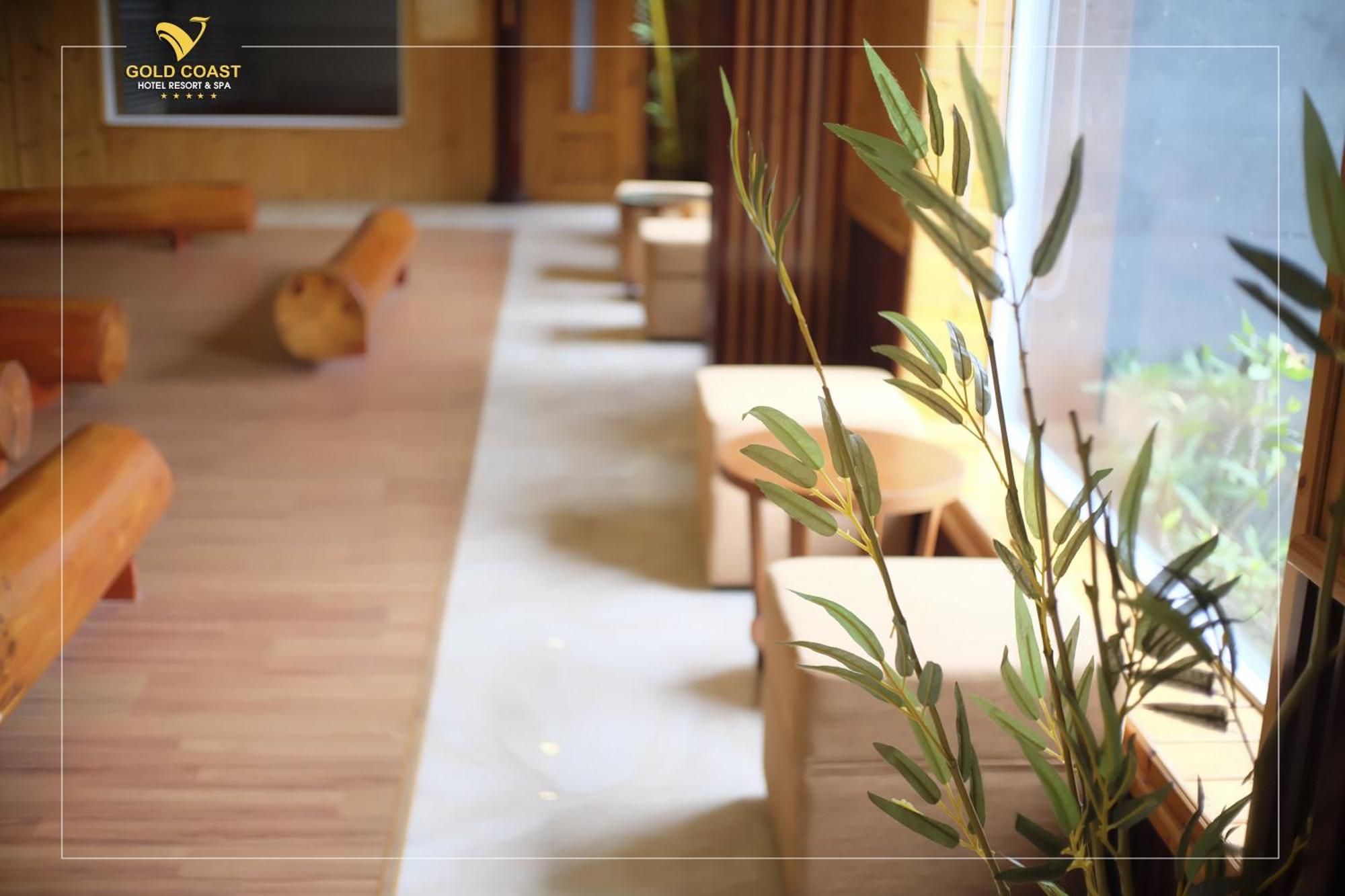 Gold Coast Hotel Resort & Spa Ντονγκ Χόι Εξωτερικό φωτογραφία