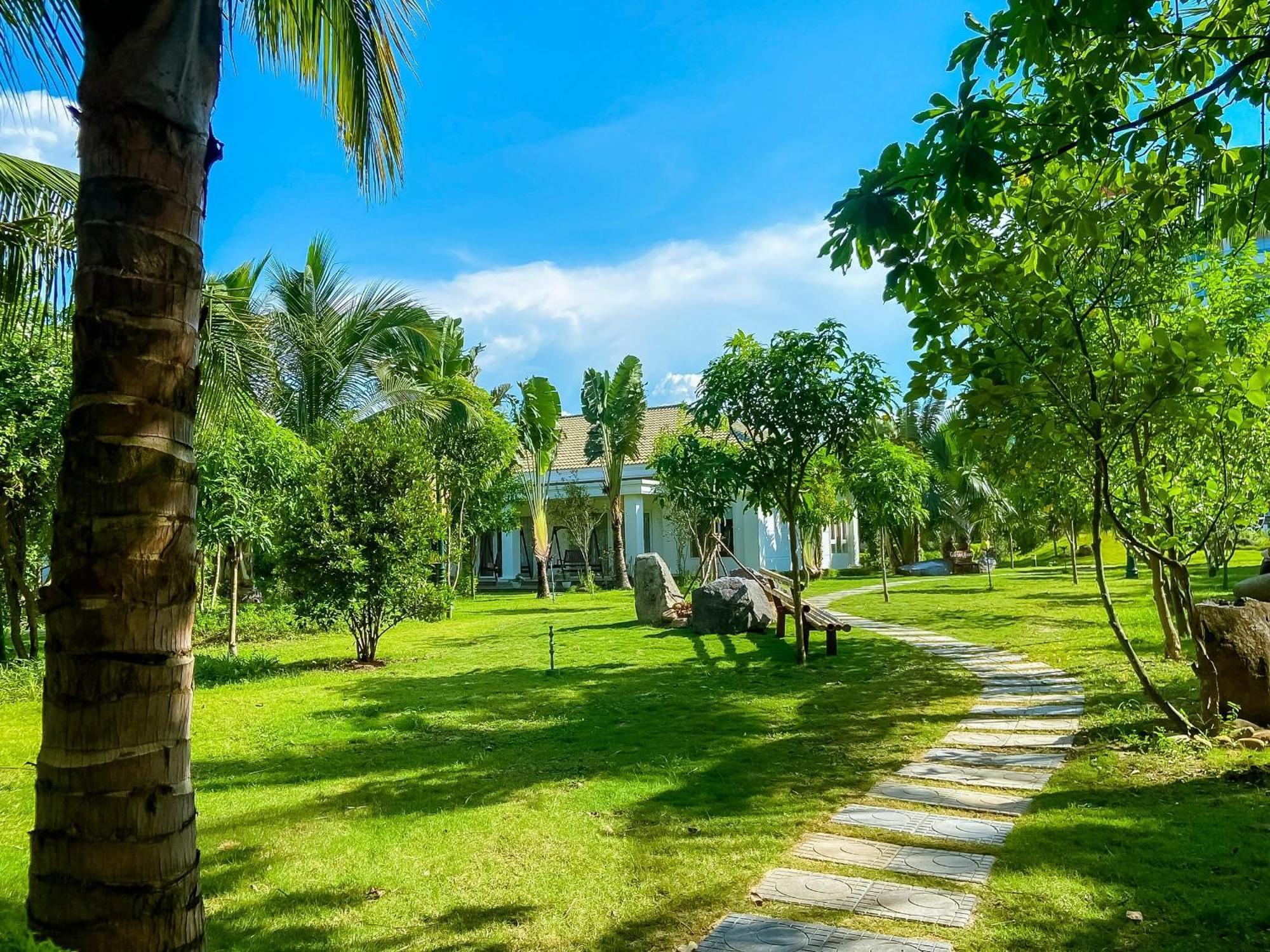 Gold Coast Hotel Resort & Spa Ντονγκ Χόι Εξωτερικό φωτογραφία