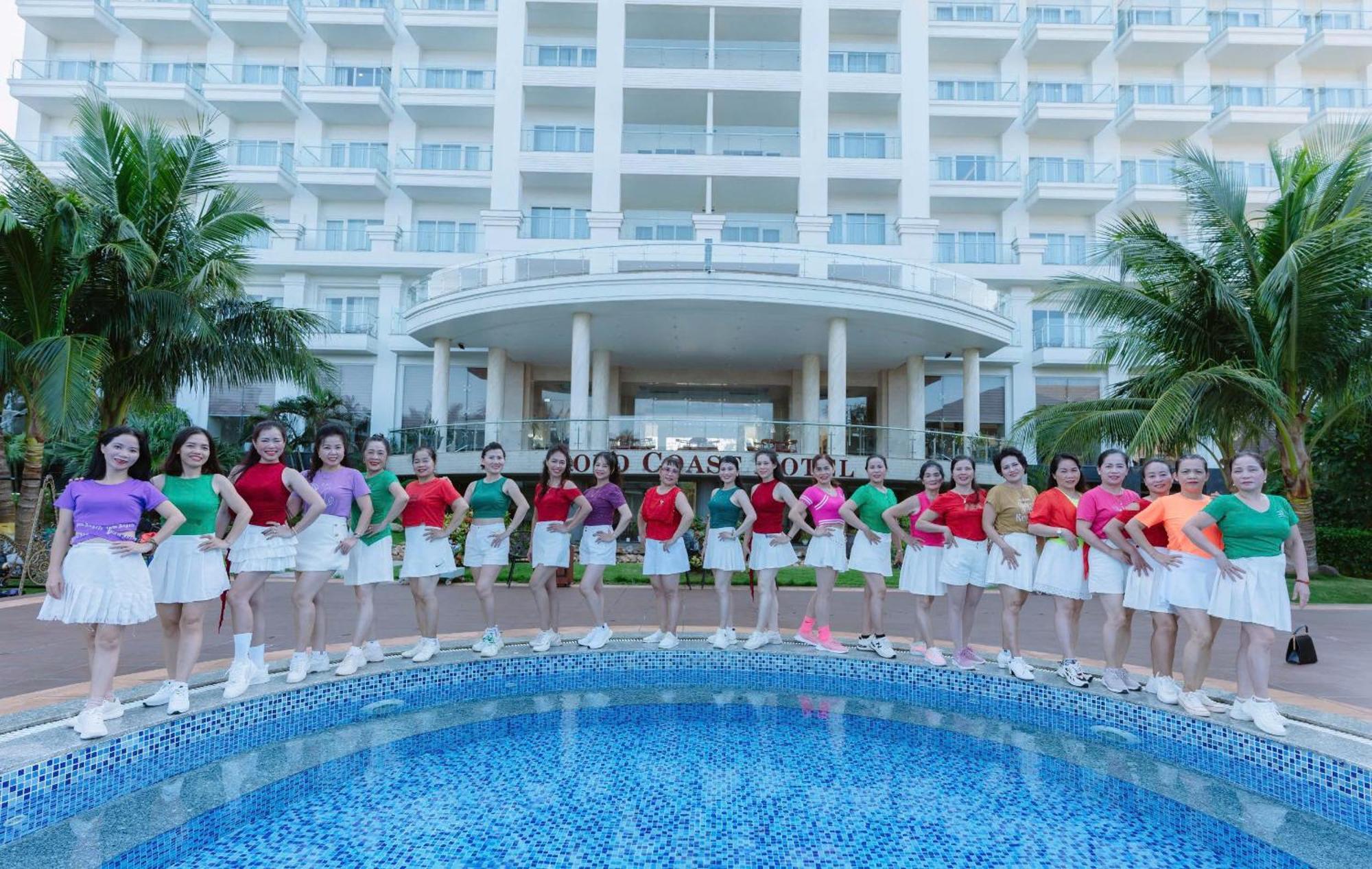 Gold Coast Hotel Resort & Spa Ντονγκ Χόι Εξωτερικό φωτογραφία